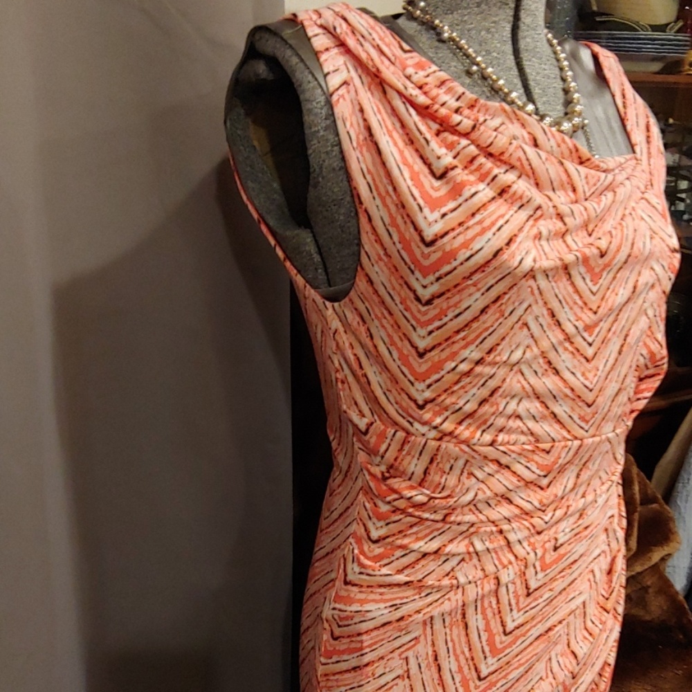 G.I.L.I. got it love it XS. Fully lined Dress - Picture 2 of 6